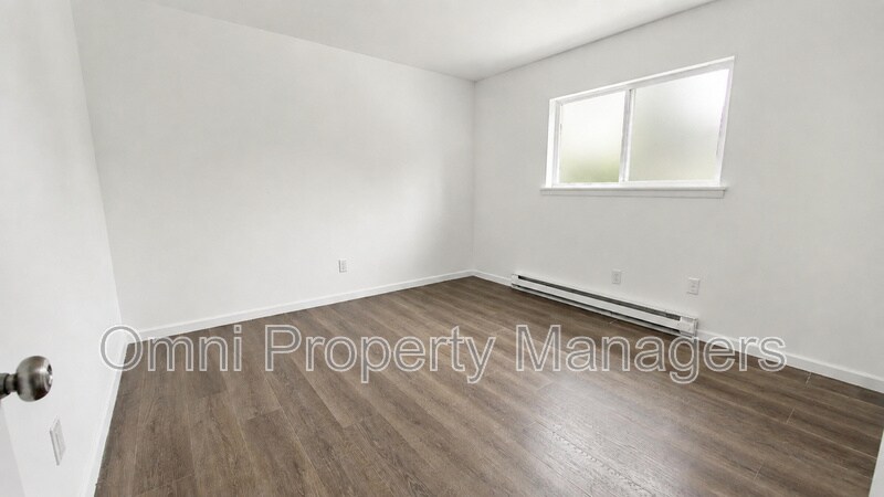Photo - 11360 Wyoming Ave Unit Apt 8