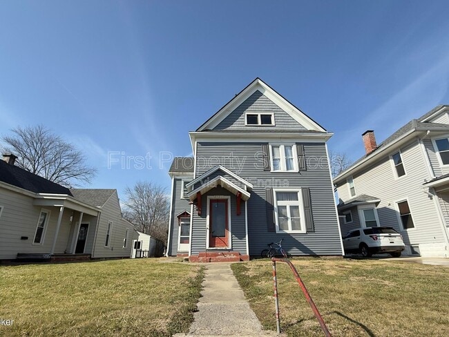 Building Photo - 2121 Culbertson Ave Unit D
