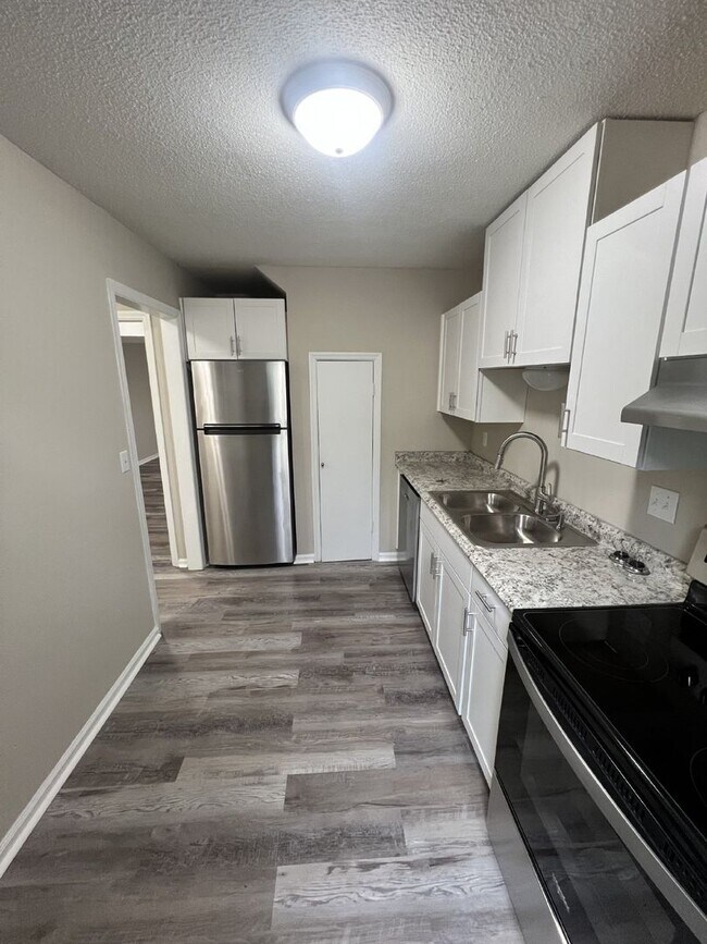 Photo - 1430 Stratton Pl Dr Unit B