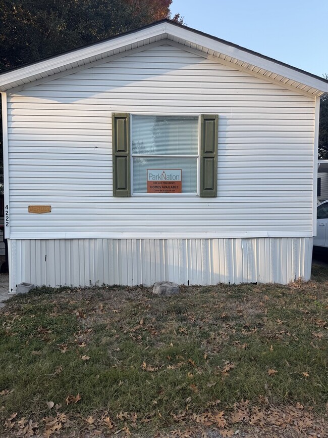 Photo - 4222 Live Oak Ln