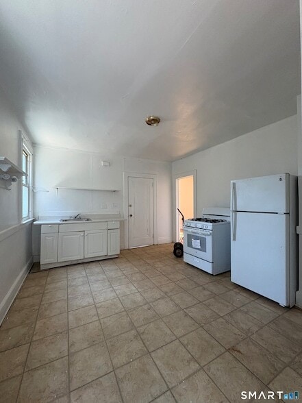 786 Elm St