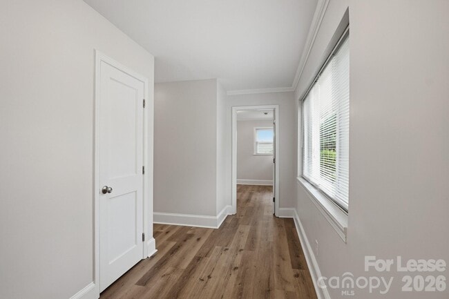 Photo - 3101 Selwyn Ave