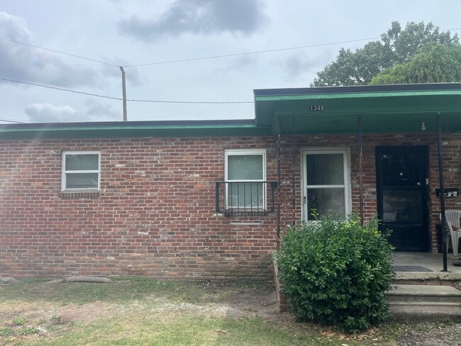 Photo - 1364 Gormans Ln