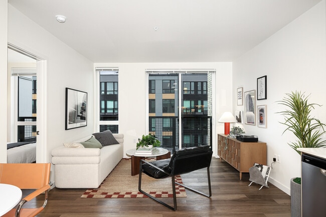 WestBuilding-Unit-W753.3