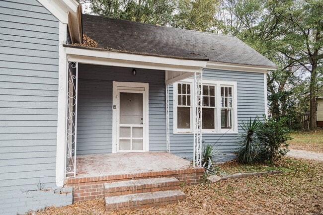 Photo - 725 W Poplar St Unit A