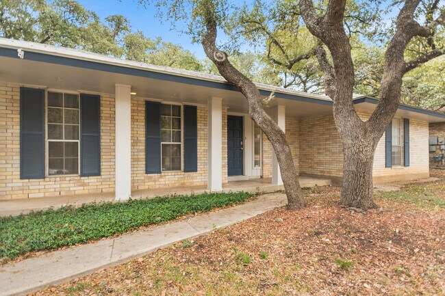 Photo - 8310 Watch Tower St