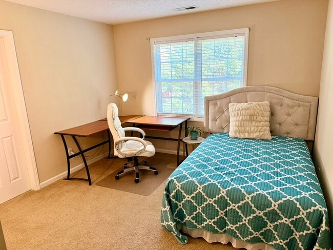 Photo - 2605 Farlow Gap Ln