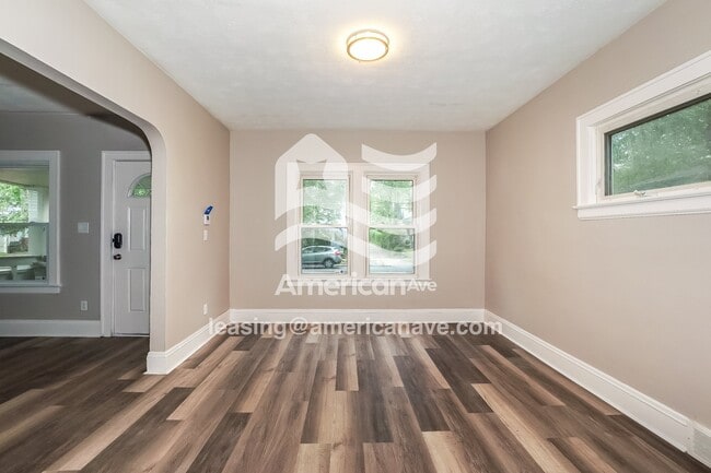 Photo - 456 Noah Ave