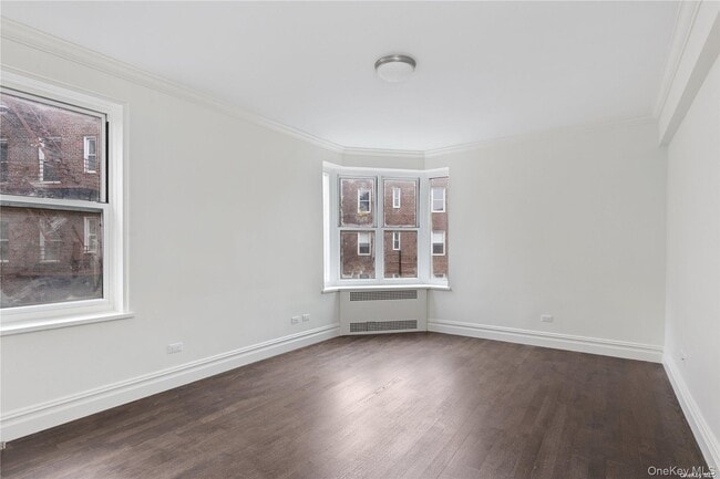 Photo - 73-12 35th Ave Unidad D44