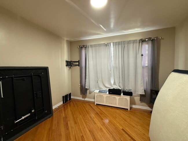 Photo - 360 Ege Ave Unit 1