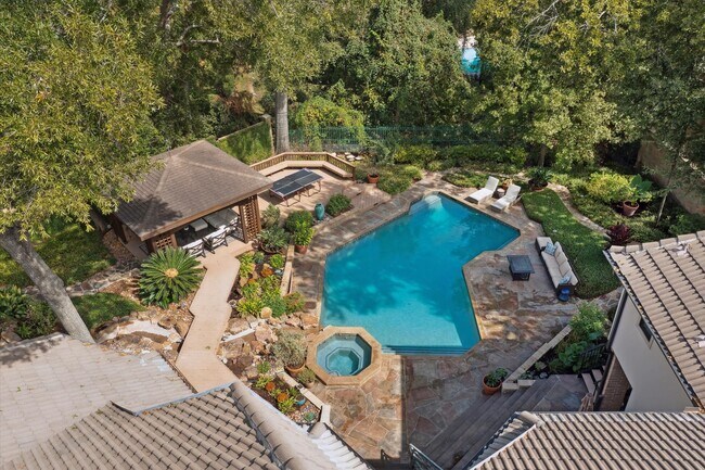 Photo - 15406 Old Stone Trail