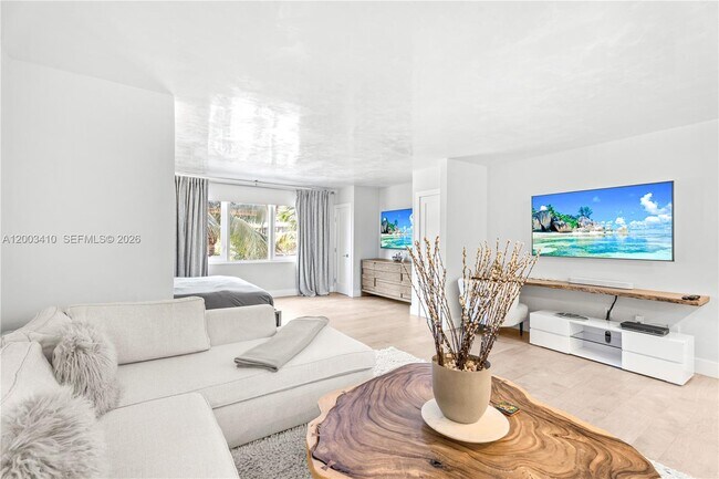 Photo - 2301 Collins Ave Unit 335