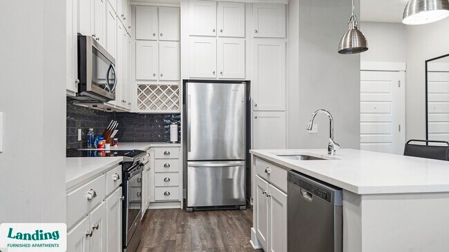 Photo - 4015 Aspen Grove Dr Unidad 1 - 1040.991242