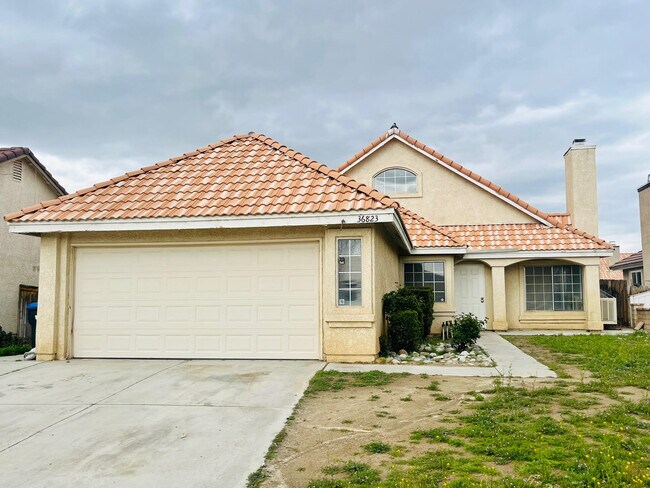 Photo - 36823 Hillcrest Dr