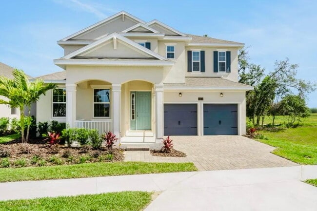 Building Photo - "Spacious 4-Bedroom Gem with 3 Full Baths in Charming Winter Garden!"