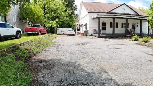 Building Photo - 317 W South St Unit c Rental