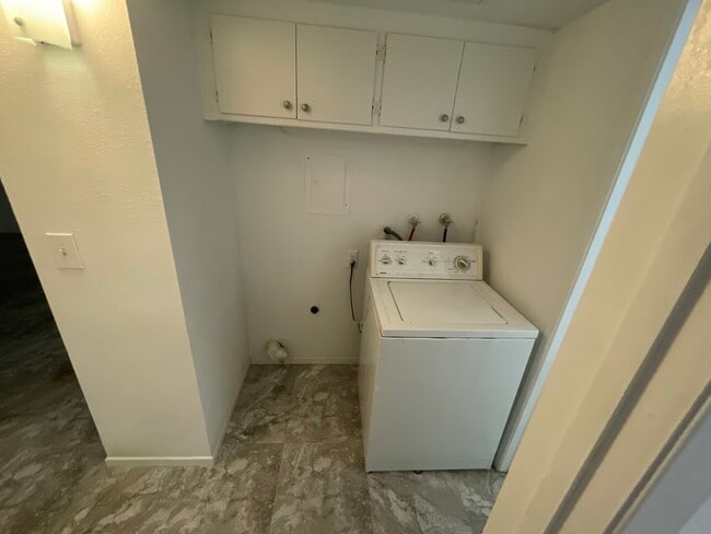 Photo - 424 W Wilson Ave Unit C