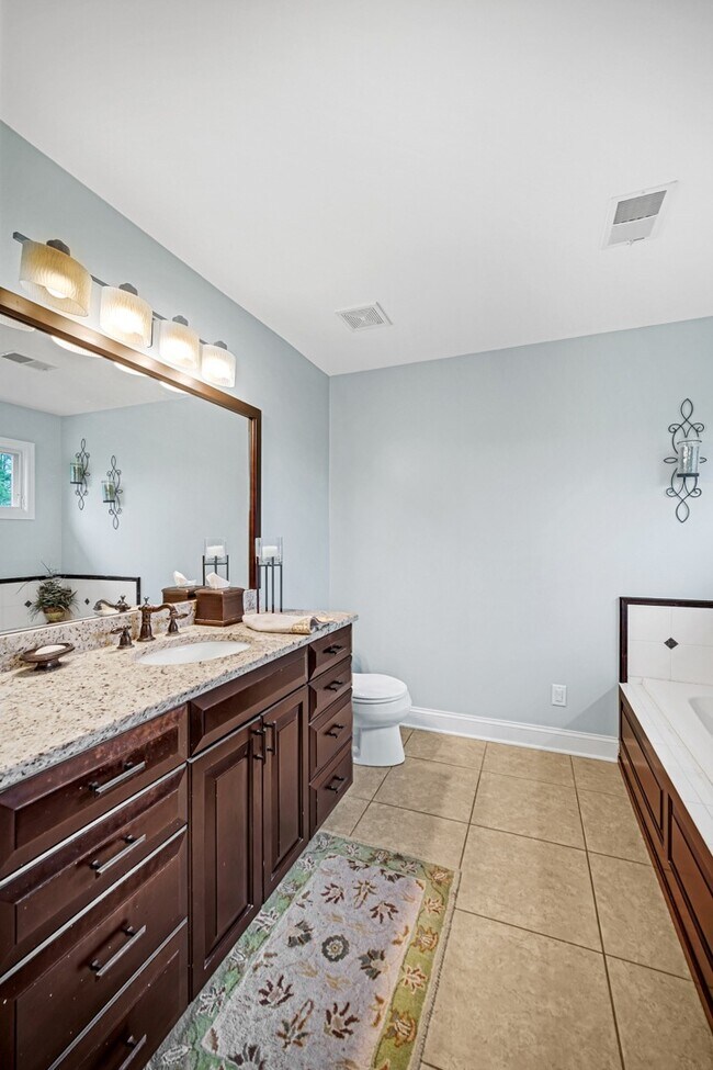 Photo - 22512 Merritton Rd