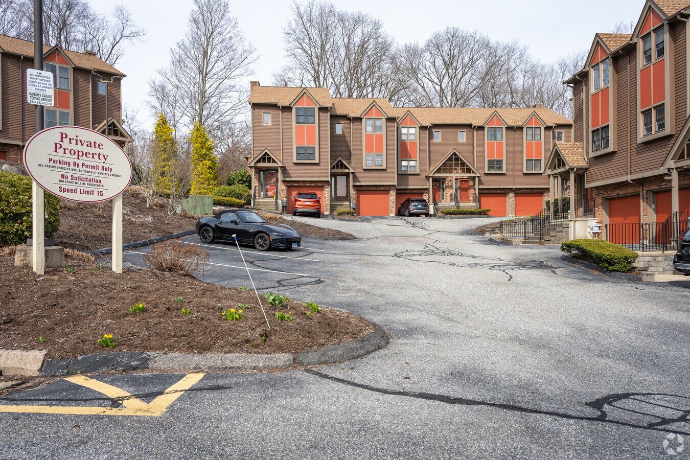 Building 03 - Bean Hill Commons