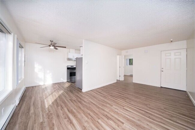 Photo - 1 bedroom in Oregon City! Must See!! 1ST M... House