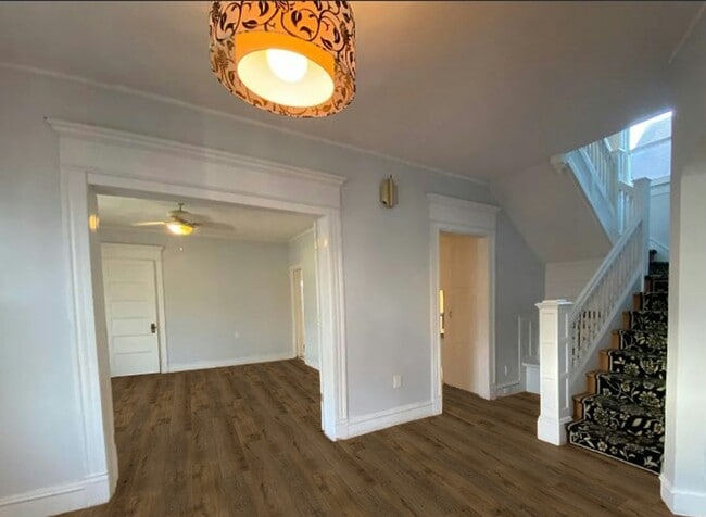 Photo - 848 Quincy Ave