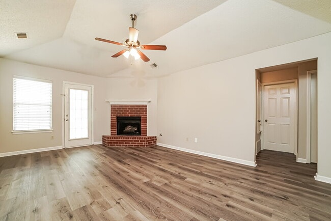 Photo - 4078 Shadow Glen Dr