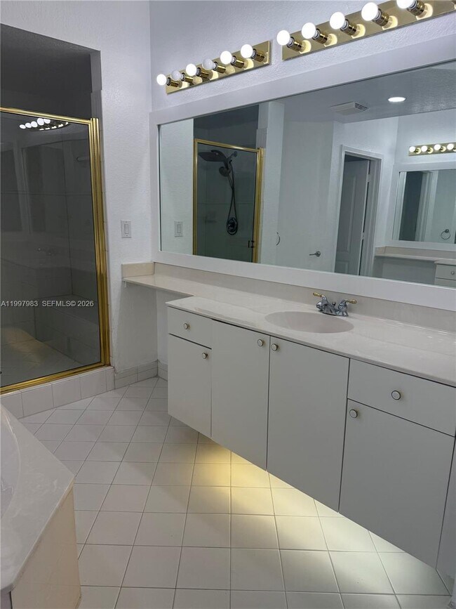 Photo - 10720 NW 66th St Unit 112