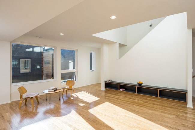 Photo - 2457 SE Ankeny St