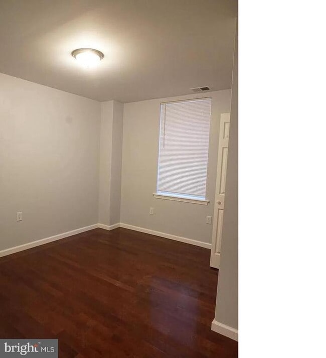 Photo - 4945 Chestnut St Unit 1ST FL