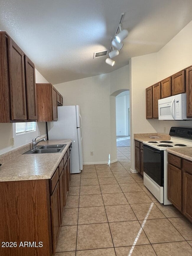 Photo - 1501 Silverado Dr