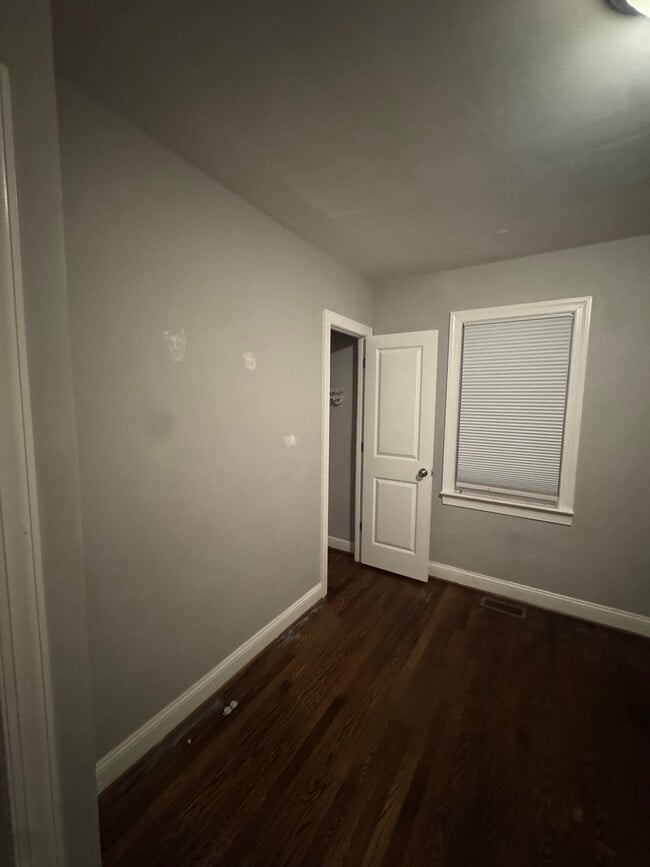 Photo - 5515 Blair Rd NE