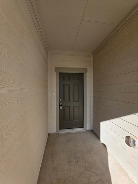 Photo - 5903 Grantgrala Dr