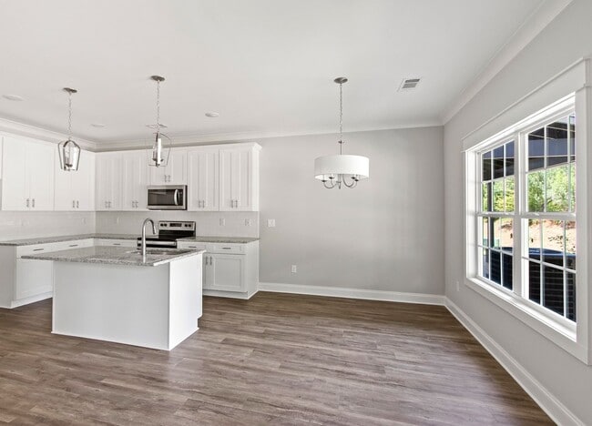 Photo - Luxury Townhome Heart of Auburn!