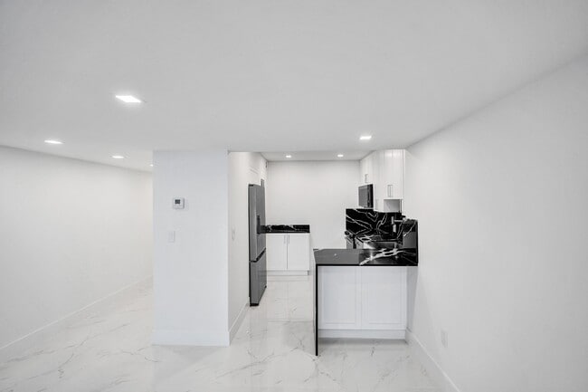 Photo - 3625 N Country Club Dr Unidad # 2310