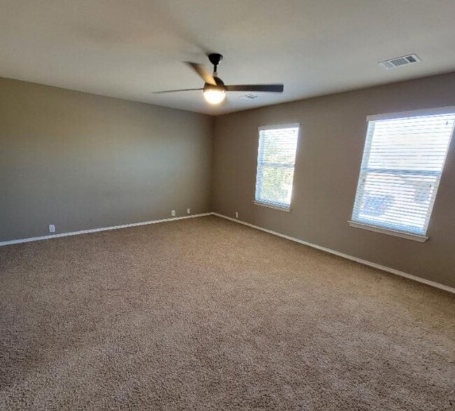 Photo - Modern 3BR/2.5BA Home with W/D In Unit• Covered Parking Central • AC in San Antonio