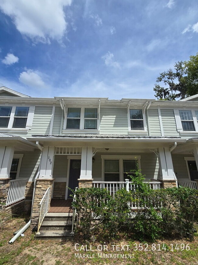 Building Photo - 200 S 11th St Unit 102