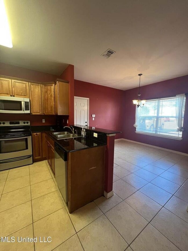 Photo - 18511 Devin Ct