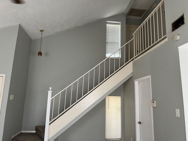 Photo - 18506 Andalusian Dr