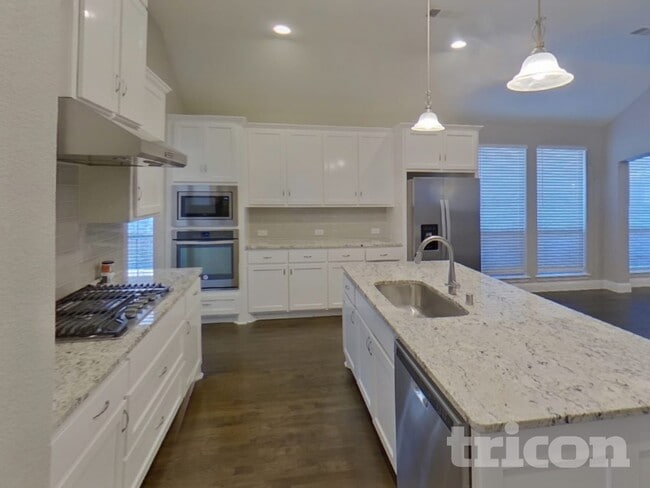 Photo - 401 Winehart St