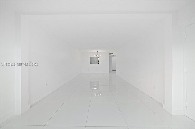 Photo - 18900 NE 14th Ave Unit D308