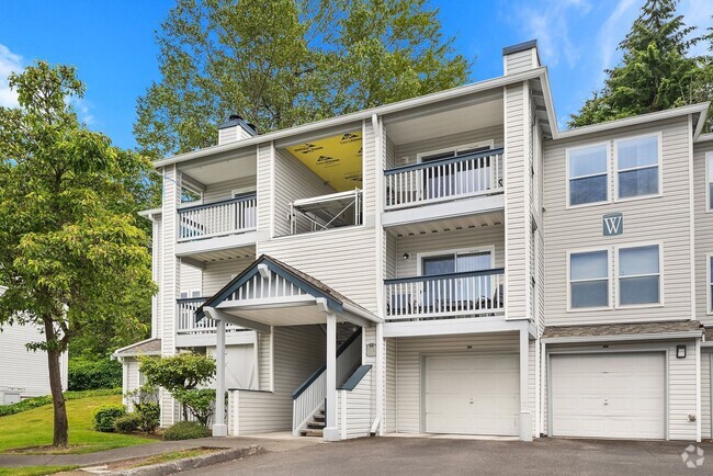 Building Photo - Completely Remodeled Top-Floor Unit W301 Rental