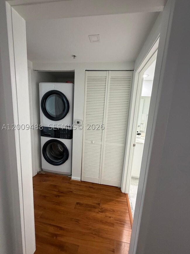 Photo - 18800 NE 29th Ave Unit 302