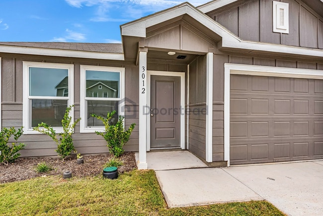 Photo - 3012 Yellow Pine Ave