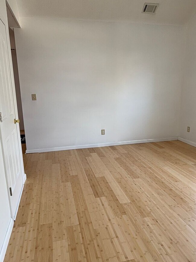 Photo - 1040 Sunny Field Ct NE