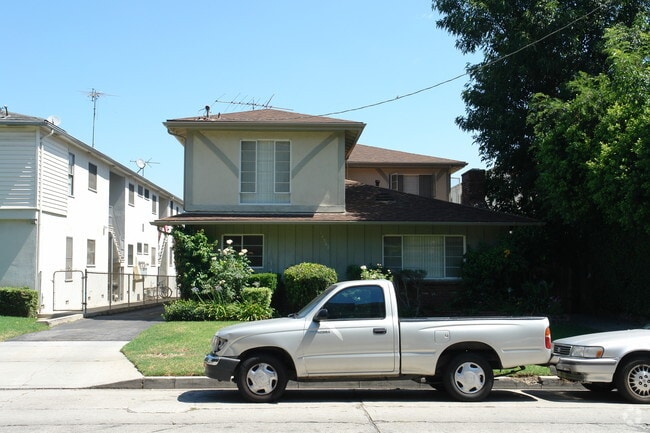 Photo - 14961 Dickens St