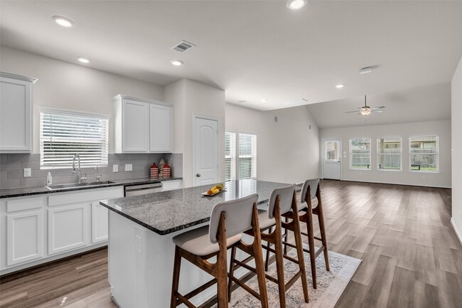 Photo - 28130 Aspen Horizon Dr