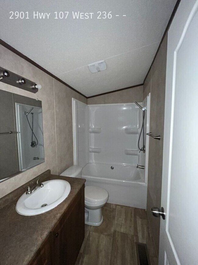 Photo - 2901 TX-107