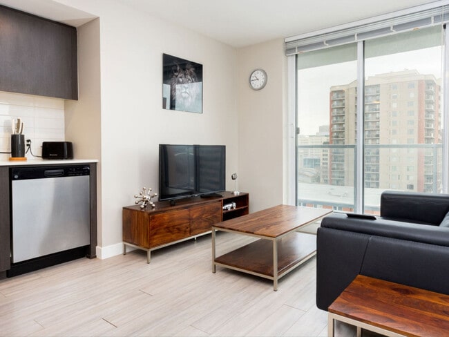 Photo - 9377-9111 111 St NW Unit SI ID1223001P