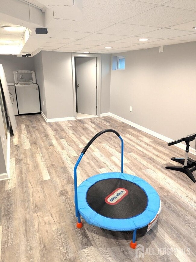 Photo - 651 Crescent Dr