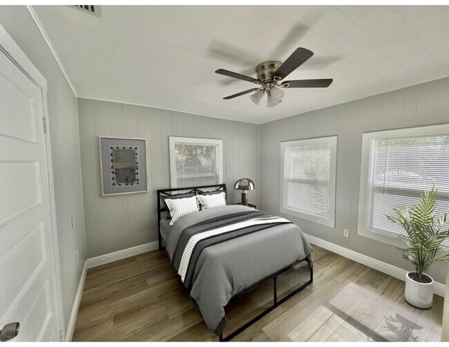 Photo - 3619 E Frierson Ave